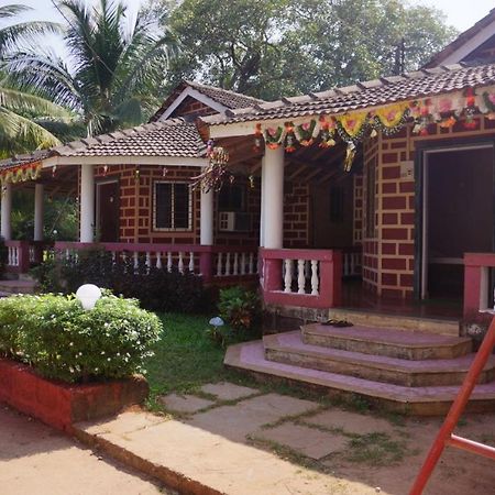 Hotel Yash Garden Residency Ganpatipule Exterior foto