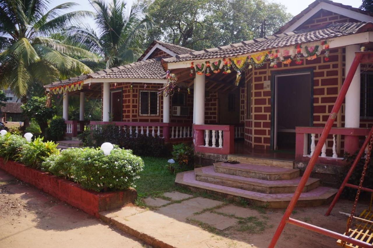 Hotel Yash Garden Residency Ganpatipule Exterior foto