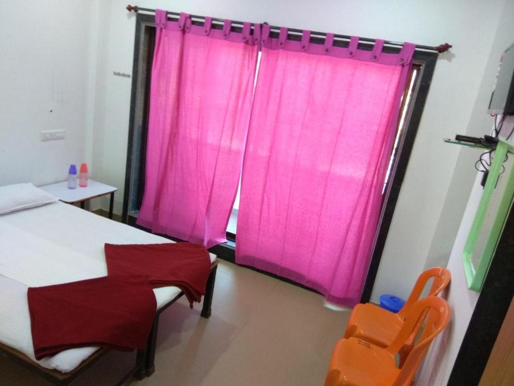 Hotel Yash Garden Residency Ganpatipule Exterior foto